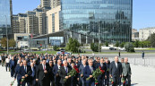 "AzərEnerji" və "Azərişıq" rəhbərliyi şəhidləri xatirəsini andı